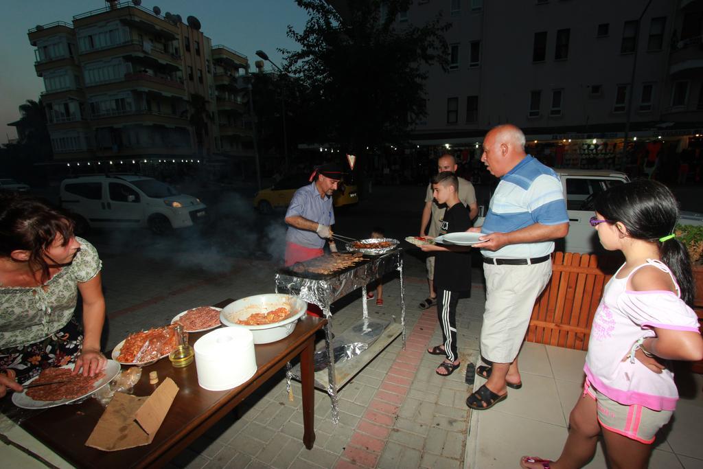אלאניה Elegant Baronessa Apart Hotel מראה חיצוני תמונה