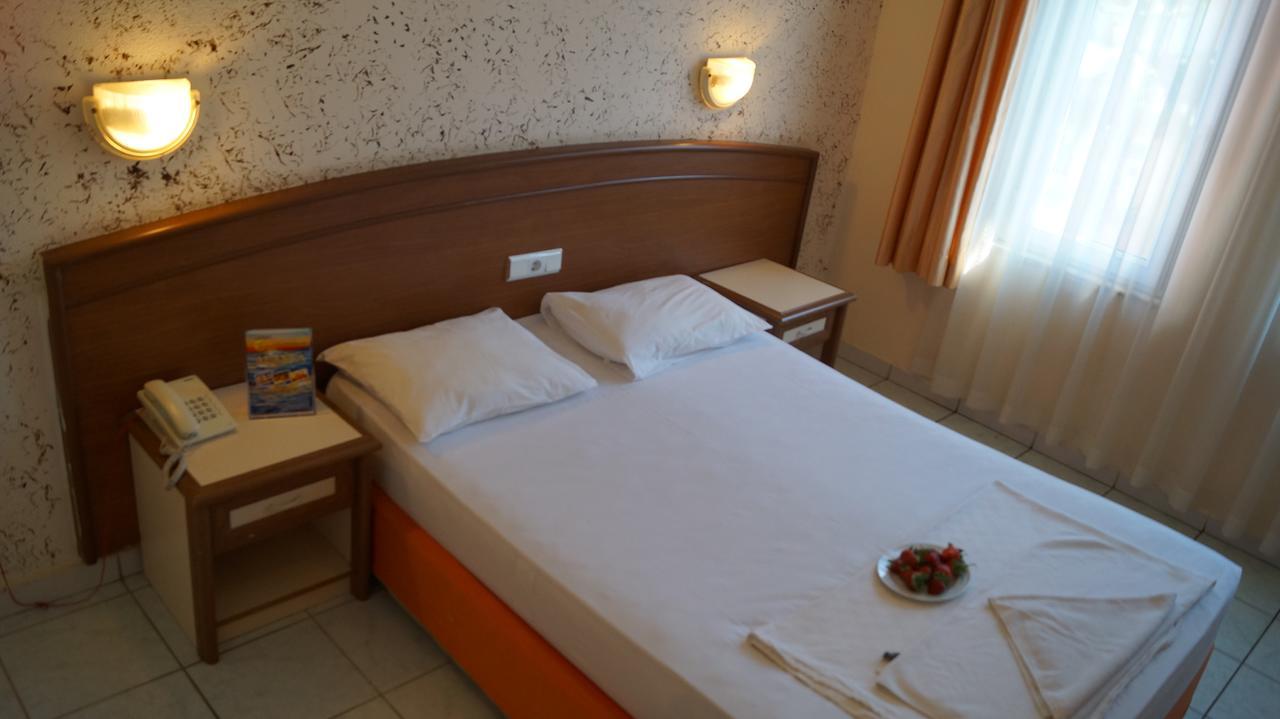 אלאניה Elegant Baronessa Apart Hotel מראה חיצוני תמונה